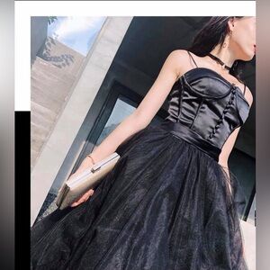 Super cool black gown